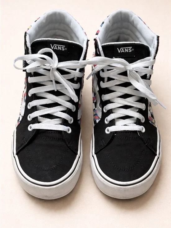 Vans Sk8-Hi High-Top Sneakers with Butterflies CheckerBoard Panels - Picture 3 of 6